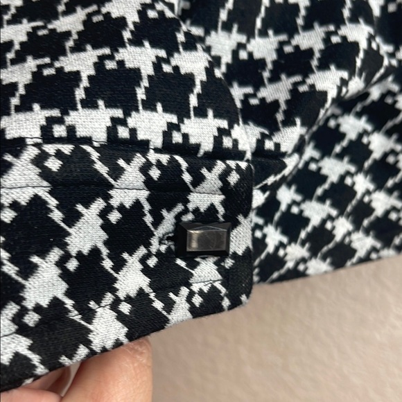 R & M Richards Black and White Cropped Blazer - Picture 5 of 10